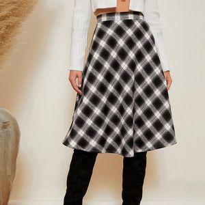 MIDI plaid skirt. Perfect for fall with boots.